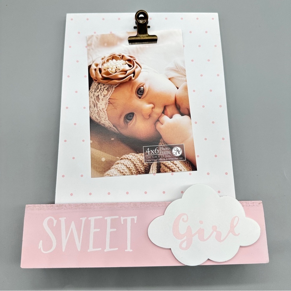 NWT Sweet Girl Photo frame 4X 6 Holder - Pink and White
